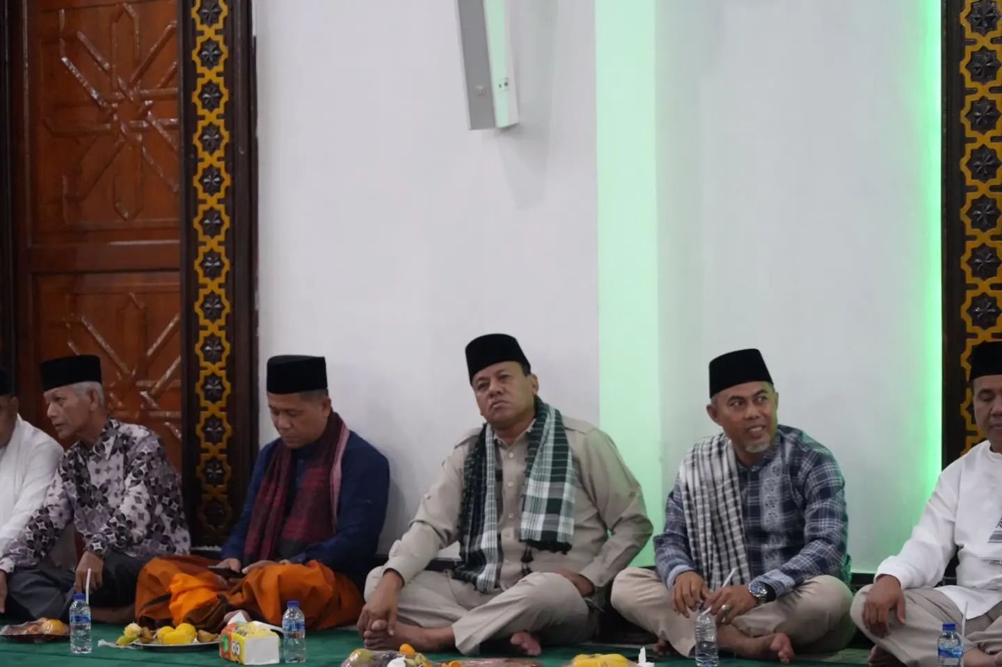 Peringatan Nuzul Quran di Mesjid Agung Ar Raudhah Kuansing Drs Suhardiman Amby Ajak Masyarakat Cintai Alquran 