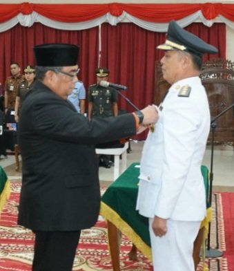 Plt Gubernur Riau Lantik Herman SE Pj Bupati Inhil