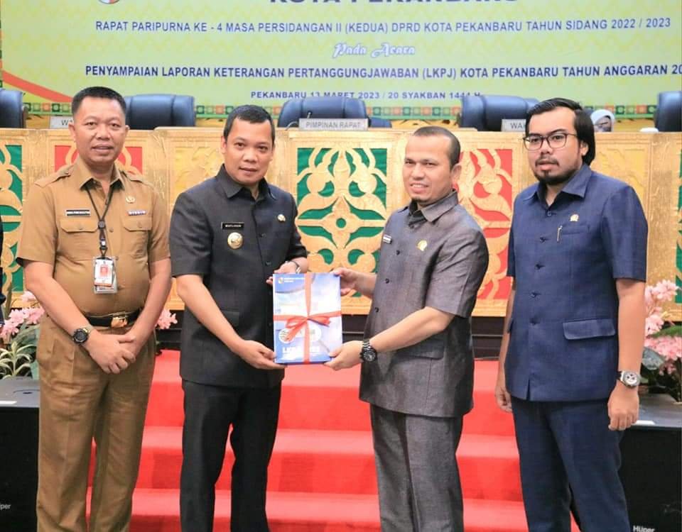 Rapat Paripurna, Pj Wali Kota Pekanbaru Bersyukur LKPJ Siap Tepat Waktu
