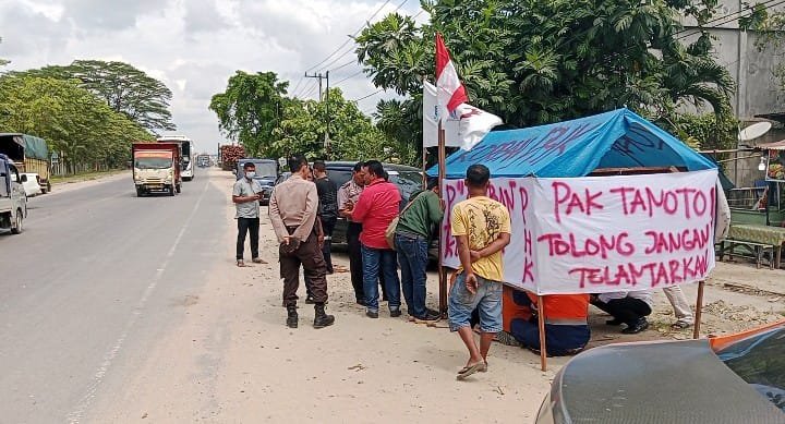 Diduga PHK Sepihak Tiga Bulan Tak Dibayar Upah, Karyawan PTSI Gelar Aksi Damai