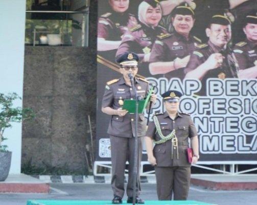 Kepala Kejaksaan Tinggi Riau Pimpin Upacara Peringatan Hari PahlawanÂ 