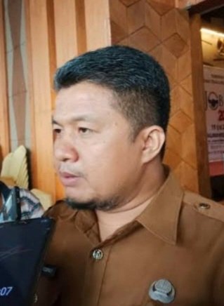 Kadisnakertrans Riau Ajak Perusahaan Salurkan Zakat Lewat Baznas