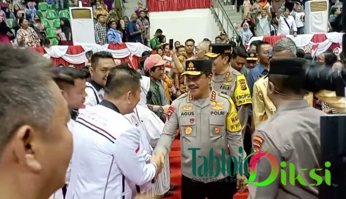 Ketua DPP Horas Bangso Batak Sambut Wakapolri dalam Bakti Sosial di Riau