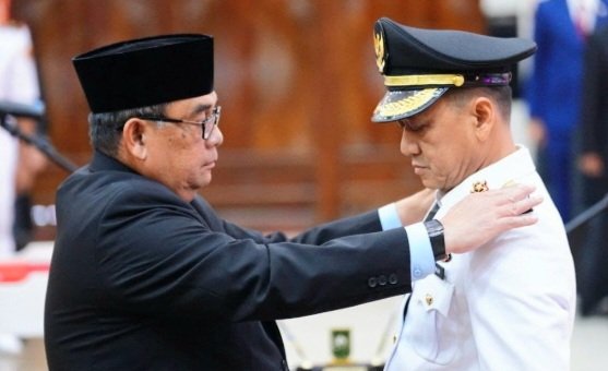 Mendagri Tunjuk Hambali Gantikan Firdaus