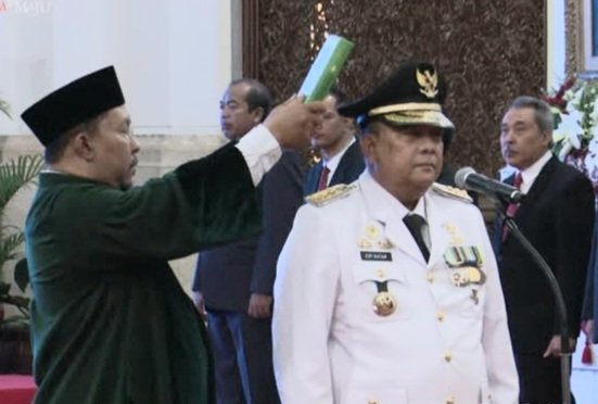 Jokowi Lantik Edy Natar Nasution Gubernur Riau