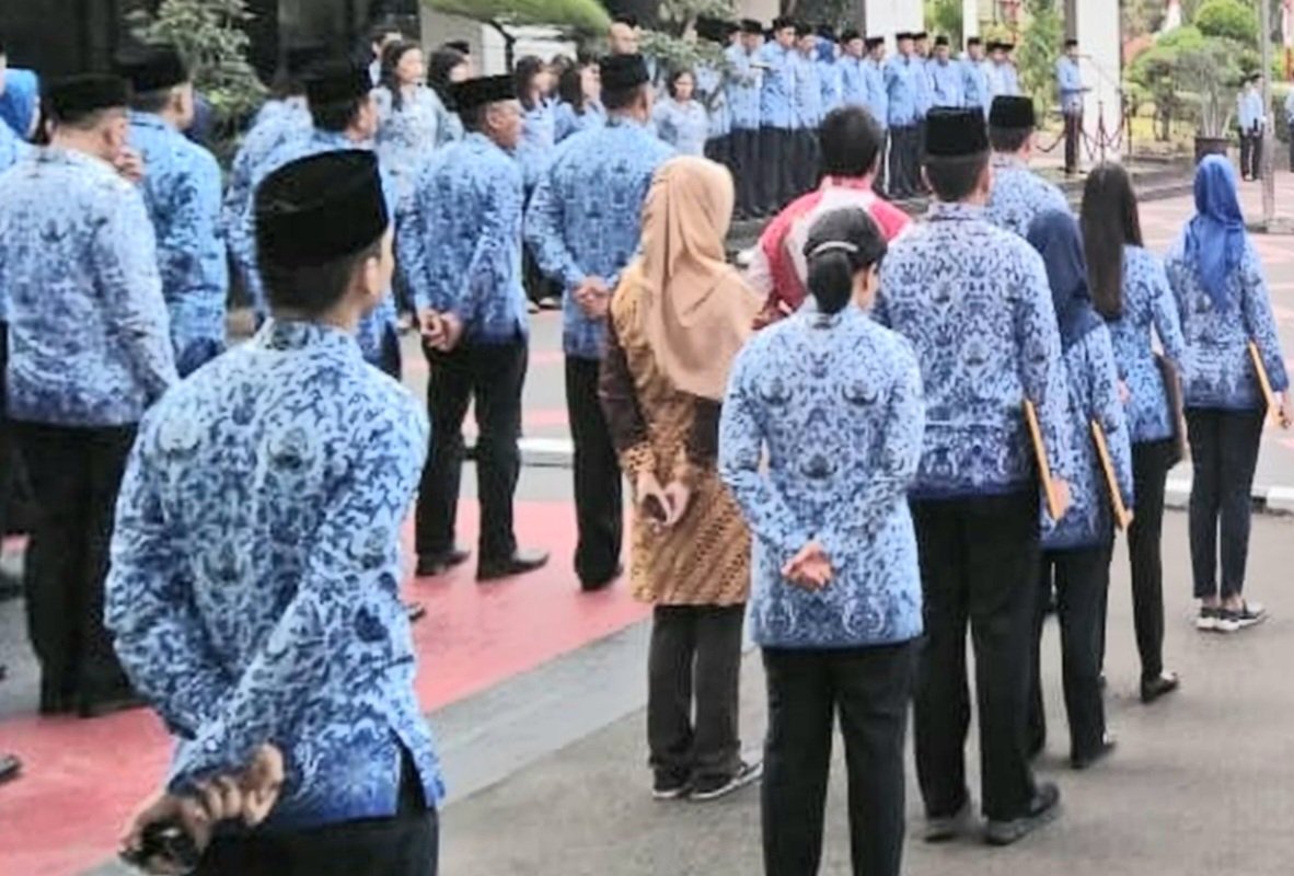 Segini Besaran Gaji Pegawai BUMN/PNS