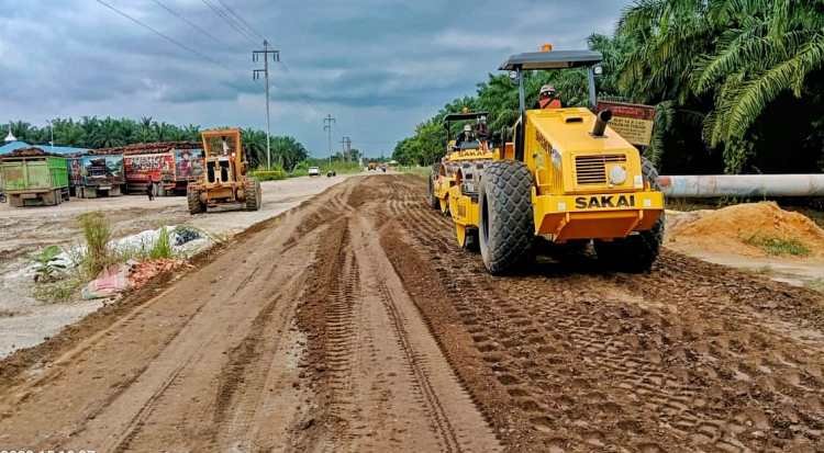 Pertamina Hulu Rokan Realisasikan Perbaikan Jalan Rangau Duri