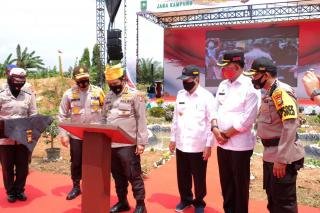 Kabaharkam Polri Komjen Agus Andrianto Apresiasi Keberhasilan Program Jaga Kampung Polda Riau.