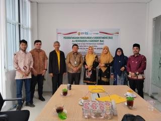 Program Studi Perbankan Syariah Fakultas Ilmu Sosial UNIKS jalin Kerjasama dengan Bank Syariah Indonesia KCP Teluk Kuantan dan Bank Riau Kepri Syariah