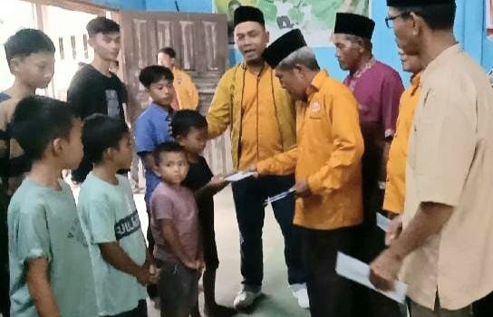 DPC Hanura Kuansing Santuni Anak-anak Yatim