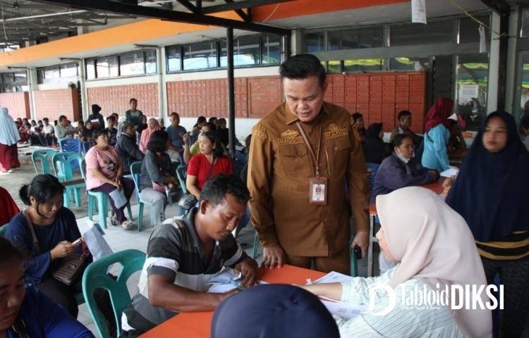 PT Pos Indonesia dan Bulog Riau Kepri Sumbangkan Beras CPP ke 17.000 KK