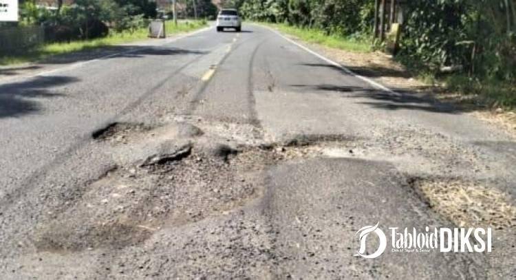 Urgensi! Pemeliharaan Jalan Nasional Terabaikan di Way Kanan Lampung