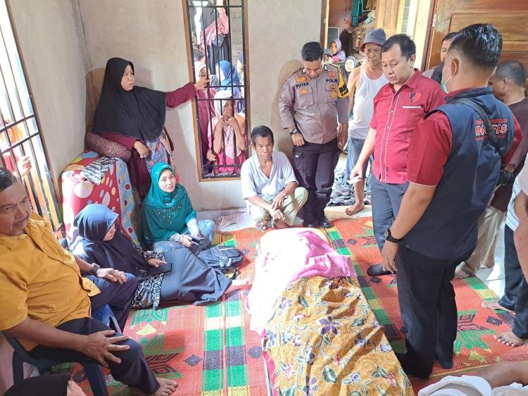 Seorang Nenek di Kampar Ditemukan Tewas, Kalung dan Emas Hilang