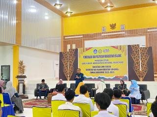 FIS UNIKS Hadirkan Ketua Dan Sek PN Kuansing Pada Pembekalan dan Pelepasan Mahasiswa Magang FIS UNIKS