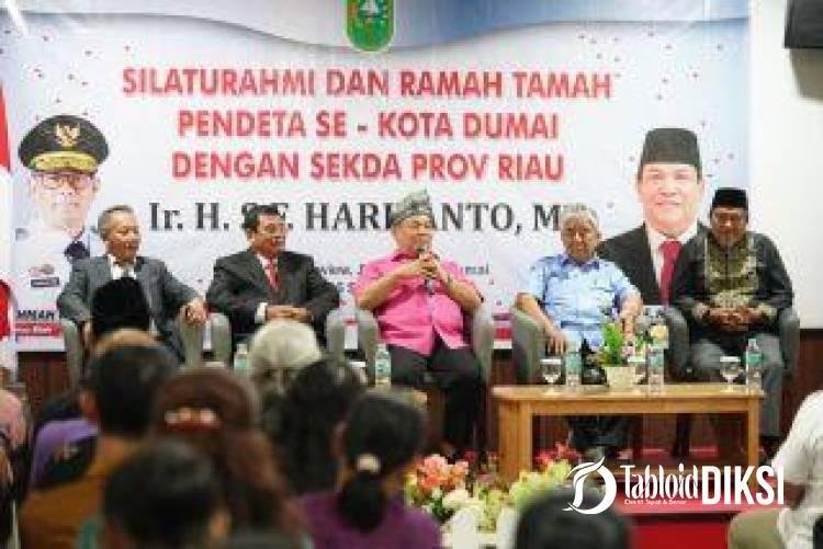 Silaturahmi Bersama Pendeta Se Dumai, Sekdaprov Riau Ajak Berkolaborasi Mewujudkan Pemilukada Damai