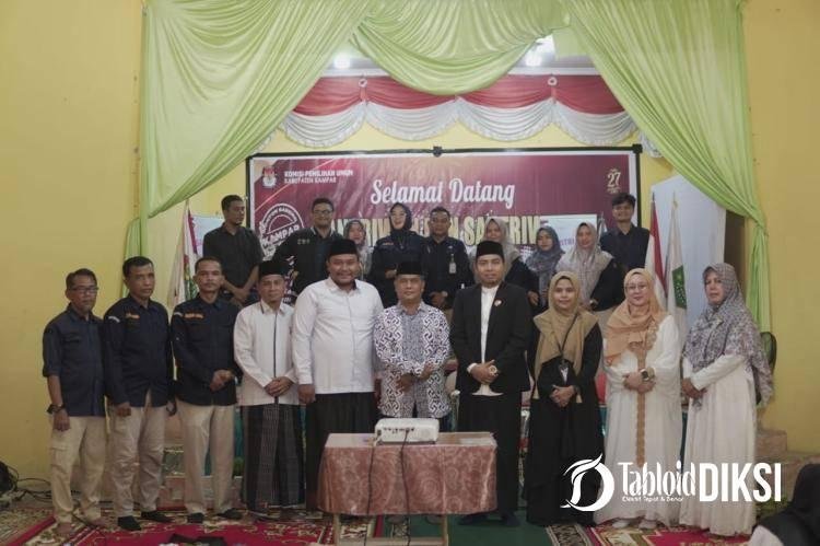 KPU Kampar Goes to Pesantren, Gelar Nobar dengan Santri Ponpes  PPMTI Tanjung Berulak