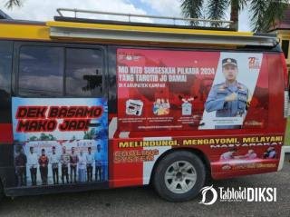 Sat Binmas Polres Kampar Pasang Stiker Himbauan Di Mobil Operasional ! AKP Marupa Sibarani : Cooling Sistem Pilkada 2024 Damai dan Lancar