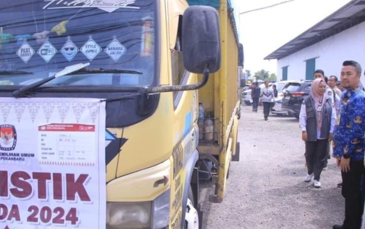 KPU Pekanbaru Distribusi Logistik Pilkada Tahap Awal 