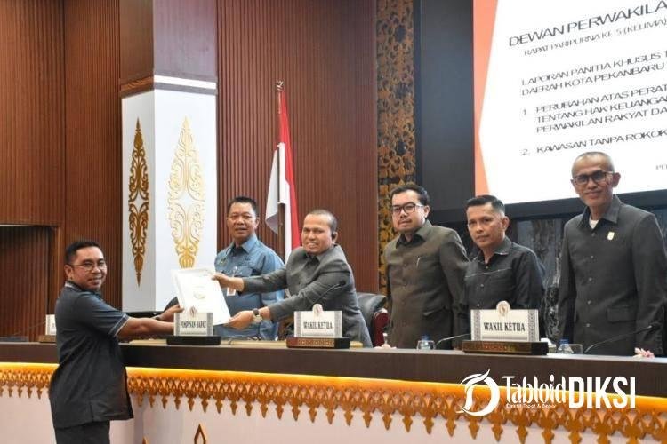 DPRD Pekanbaru Bahas Strategi Kawasan Tanpa Rokok dalam Rapat Paripurna