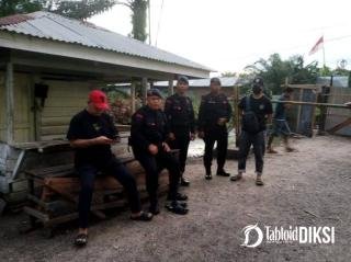 Oknum Brimob Polda Riau Diduga Diperbantukan Jaga Kebun Sawit di Rohil