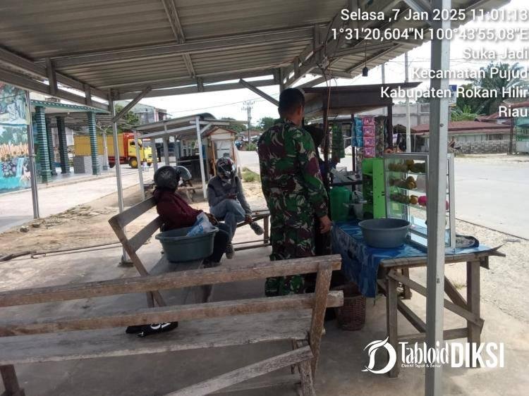 Upayakan UMKM Berkembang Diwilayah Desa Binaan, Babinsa Koramil 06/TM Berikan Dukungan