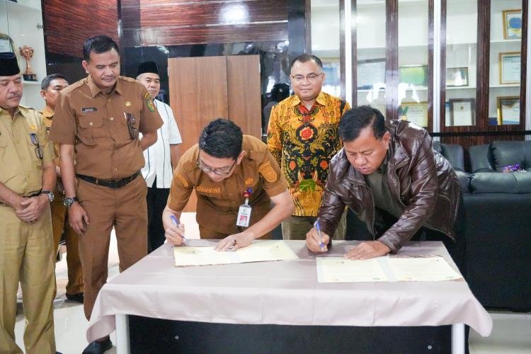 Ambil Langkah Strategis Untuk Ciptakan SDM Unggul, Pemkab Kuansing Lakukan MOU Bersama UNILAK