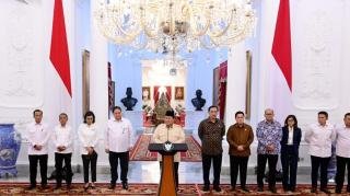 Presiden Tetapkan Eksportir Wajib Setor 100 Persen DHE SDA di Bank Nasional