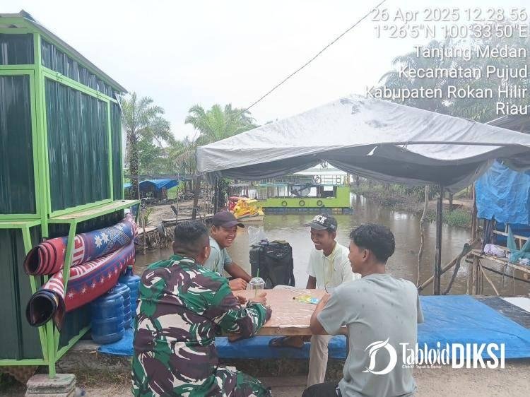 Mewujudkan Keakraban, Babinsa Koramil 06/TMLaksanakan Komsos Dengan Warga Binaan