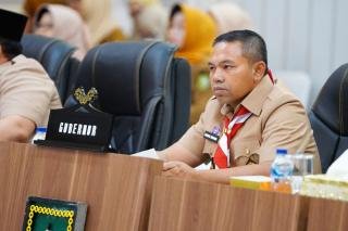 Gubri Abdul Wahid Dorong BUMDes Kampar Perkuat Ketahanan Pangan Melalui Budidaya Cabai
