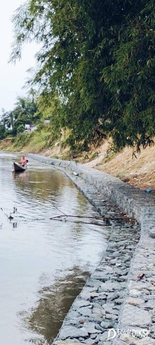 PT AWE Klaim Bantu Warga Domo Atasi Erosi Sungai, Modalin Bangun Bronjong Kampung!