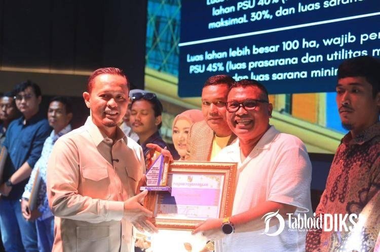 Pemko Pekanbaru Terima PSU Perumahan Senilai Rp103,3 Miliar