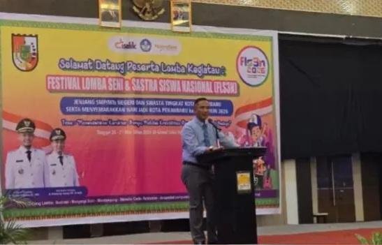 Plt Kadisdik Pekanbaru Alek Kurniawan Buka FLS3N Tingkat SMP-MTs 2026
