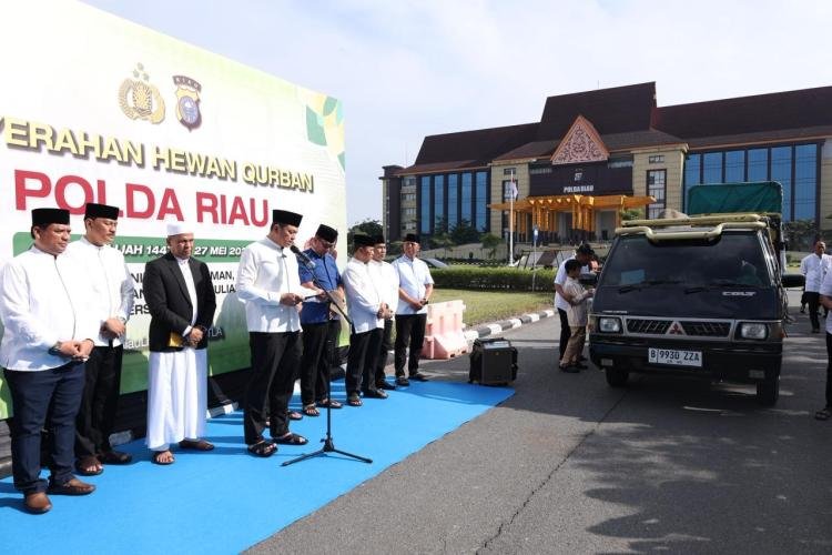 Polda Riau Distribusikan 195 Hewan Kurban, Prioritaskan Masyarakat Pelosok