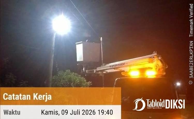 Jalan Assofa Kini Terang, Polsek Payung Sekaki Hadirkan Rasa Aman bagi Pengguna Jalan