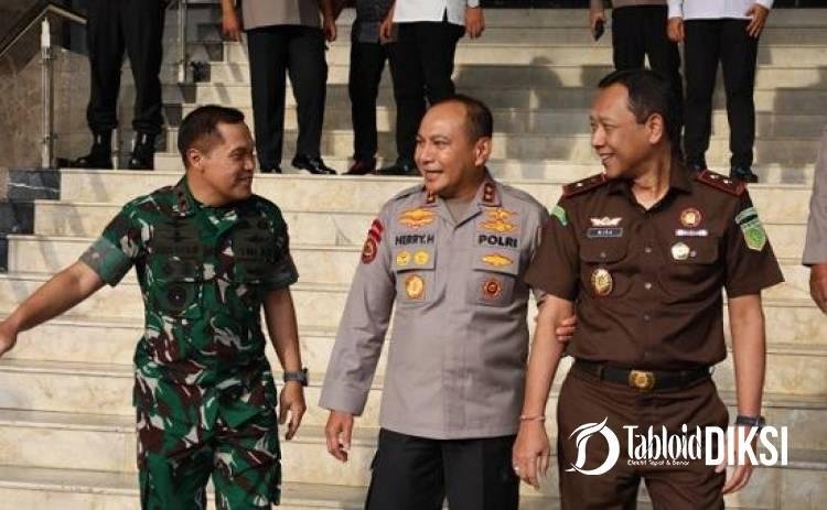 Perkuat Kolaborasi Antarinstansi, Pangdam Kodam XIX Tuanku Tambusai Kunjungi Kajati Riau