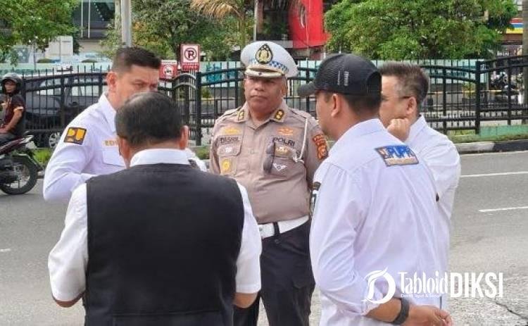 Ditlantas Polda Riau Bergerak, Banjir Menahun di Depan RS Awal Bros Dibongkar, Solusi Permanen Disiapkan