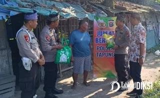 Jumat Berkah Polsek Tapung Sentuh Buruh Harian, Paket Sembako Sarat Makna Kepedulian