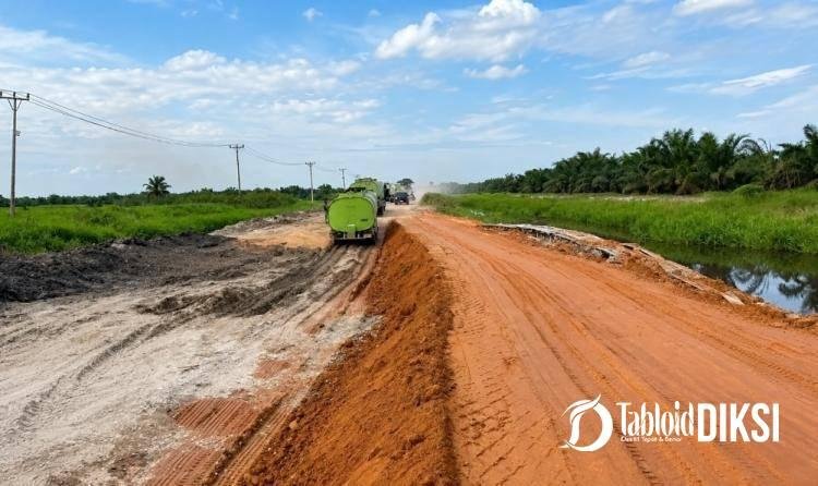 Perbaikan Jalan Sontang-Duri Terus Dikebut, Truk CPO Diminta Tunda Melintas