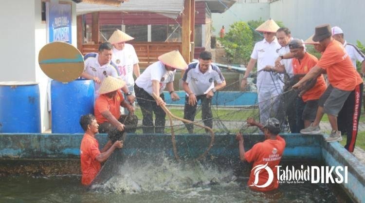 Bukan Sekadar di Balik Jeruji, Warga Binaan Lapas Pekanbaru Panen 1,5 Ton Ikan Patin