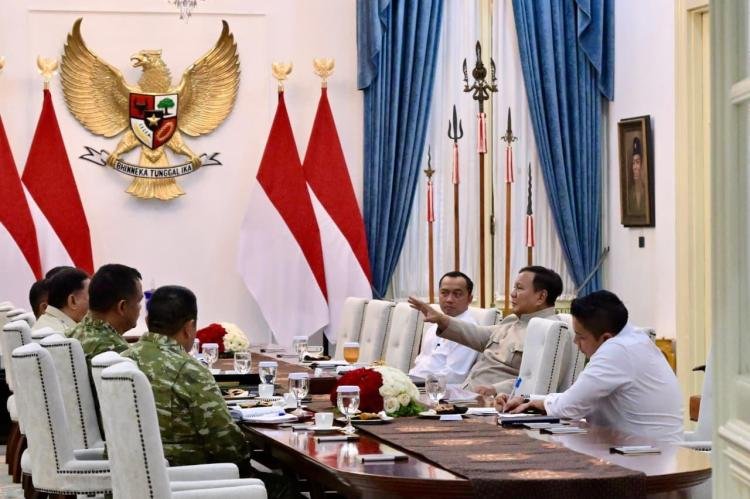 Presiden Prabowo Terima Laporan Program Strategis TNI 
