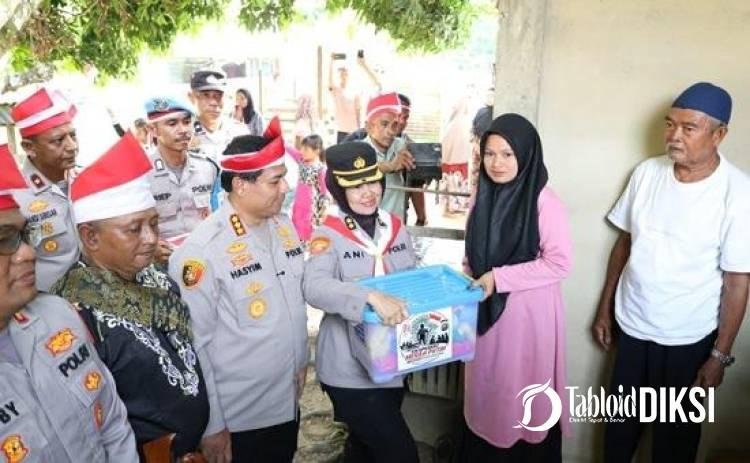 Bendera Merah Putih 81 Meter Dibentang di Pelosok Kampar, Ekspedisi Polda Riau Tegaskan Negara Hadir