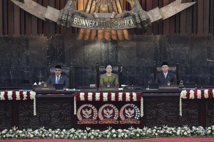 Puan Tampil Anggun dengan Kebaya Hijau Olive di Sidang Tahunan MPR 2026