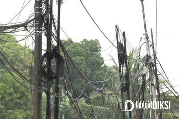 Kabel FO Semrawut di Pekanbaru Segera Ditertibkan, Empat Ruas Jalan Jadi Sasaran