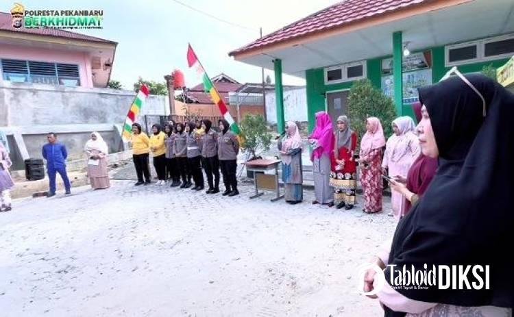 Tanam Pohon Bersama Siswa SLB, Polwan Pekanbaru Tegaskan Pesan Green Policing