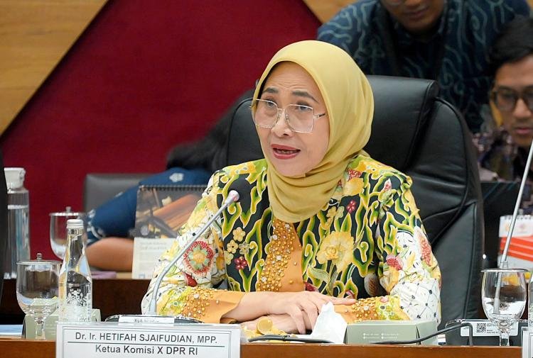 Karhutla Kalimantan Meluas, Hetifah : Keselamatan Masyarakat Harus Prioritas 