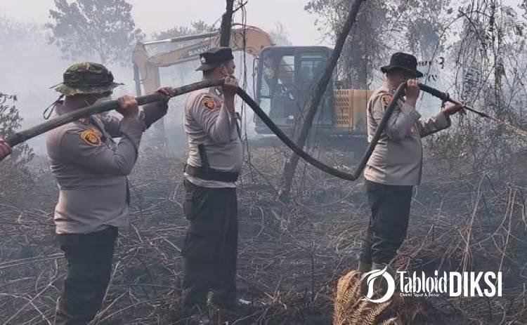 Kapolres Kampar Turun ke Medan Karhutla Rimbo Panjang Kerahkan 123 Personel