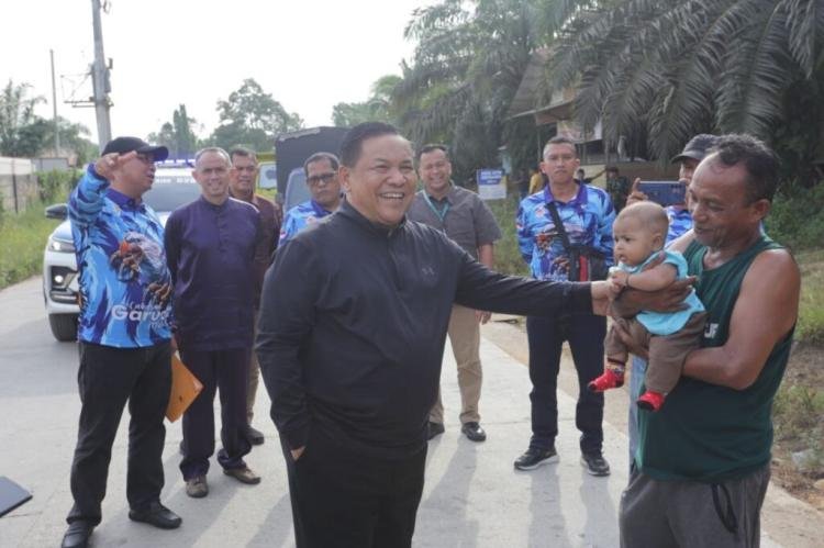 Pemprov Riau Gandeng Perusahaan Sawit Bangun Jalan Rigid 3 Kilometer, Nilainya Tembus Rp30 Miliar