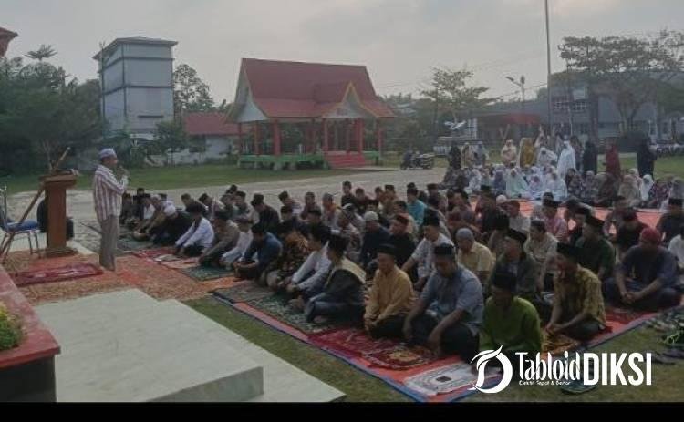 Ancaman Karhutla Mengintai, Polisi dan Warga Teluk Meranti Berdoa Minta Hujan