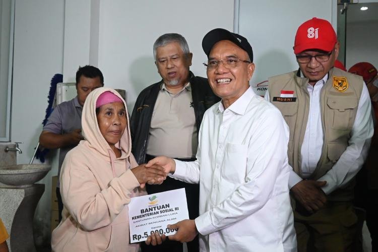 Komisi VIII Pastikan Stok Bantuan ke NTT Memadai, Distribusi Jadi Tantangan