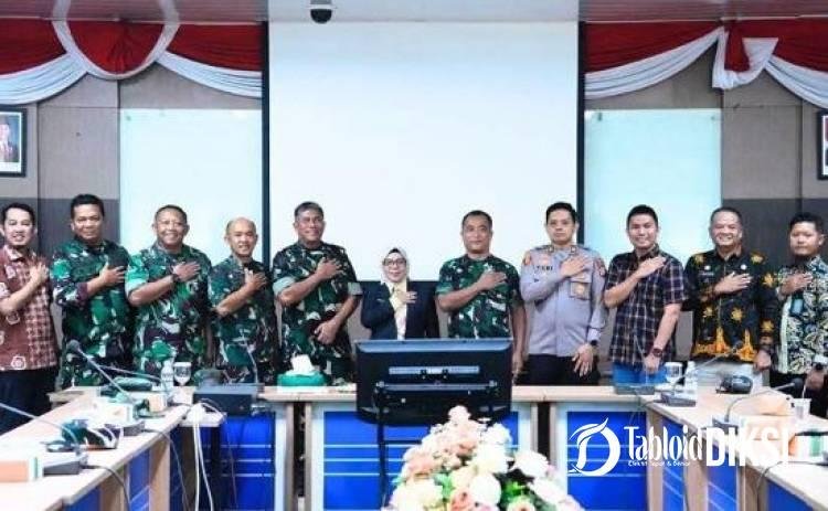 Wabup Kampar dan Pamen TNI AD Bahas Strategi Cegah Karhutla Meluas